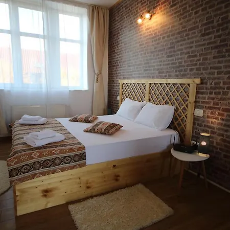 Апартаменты Rustic *